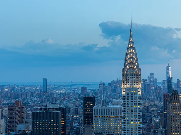 138 East 50th Street image 1 of 28