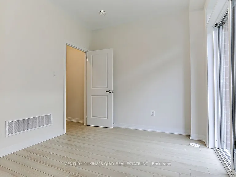 37 Sissons Way — Photo 36