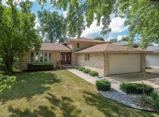 1151 Hobart Ave, Downers Grove, IL 60516