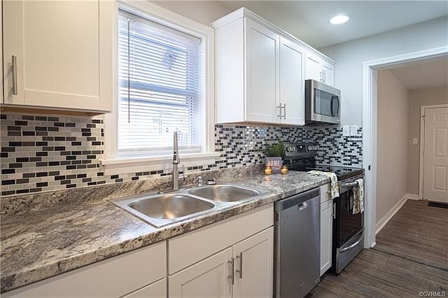 1st image of 2117 Mimosa St