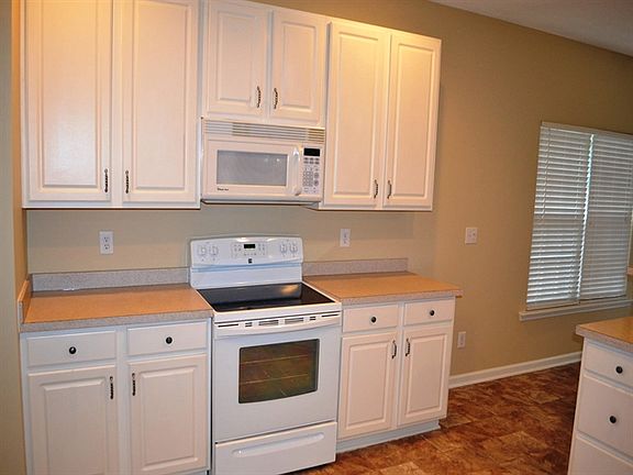 5th image of 115 N Orchard Farms Ave