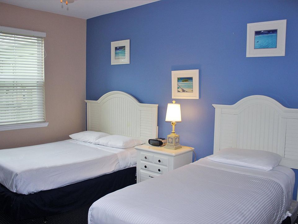 1st image of 5000 Mangrove Aly APT 103