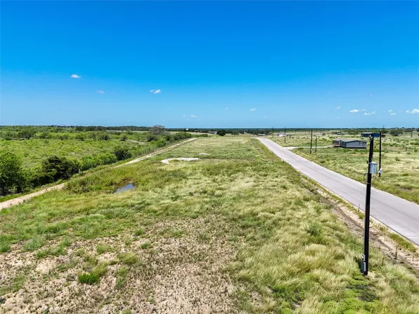 167 Beckham Dr, Dale, TX 78616