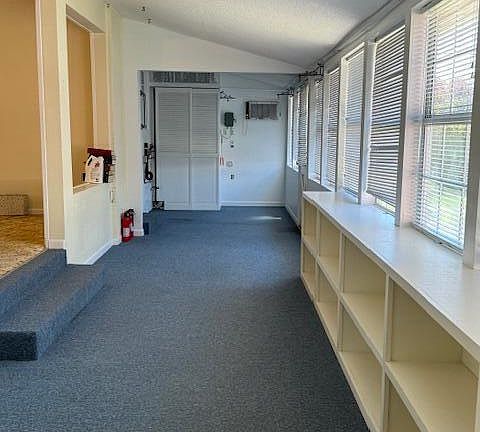 4th image of 815 W Florida St