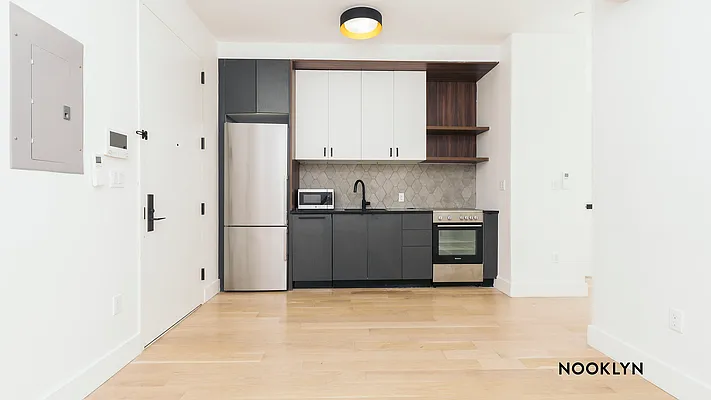 Rented by Nooklyn NYC LLC | media 2