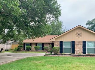 553 Manchester Dr, Slidell, LA 70461