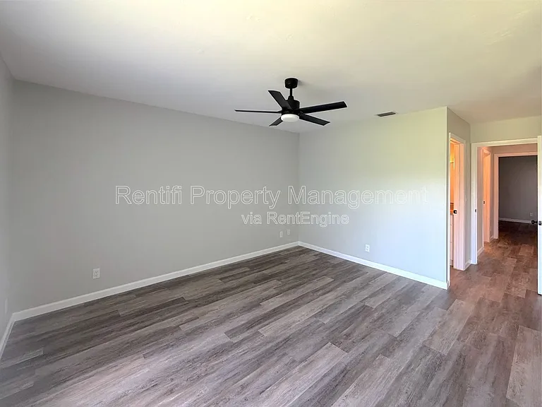 1727 Bent Tree Cir — Photo 39