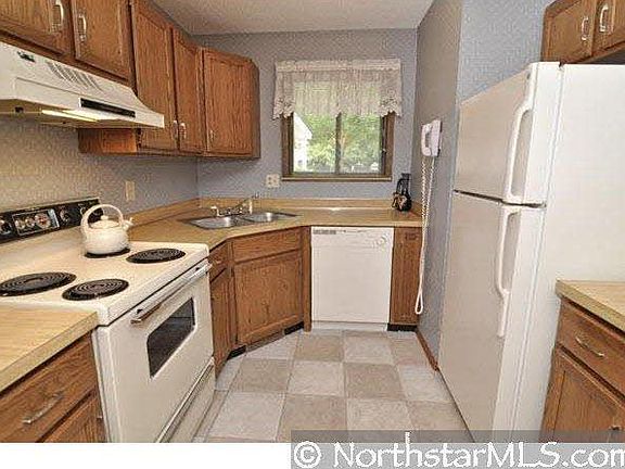 5th image of 2616 Brookdale Lane
