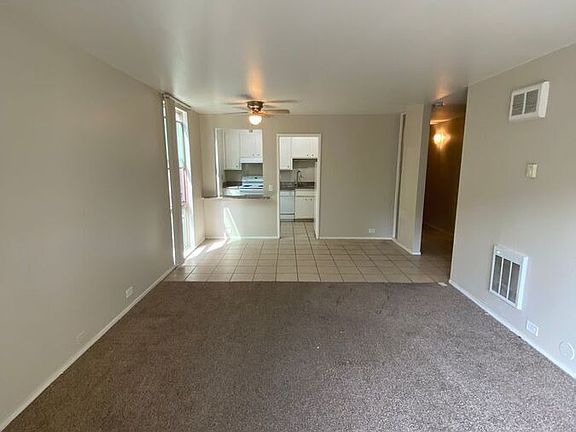 4th image of 373 Staten Ave #102