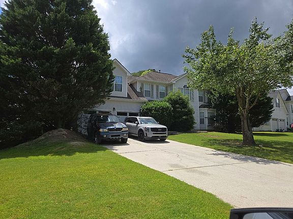 4th image of 6165 Waterton Dr