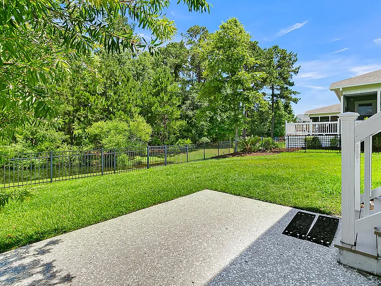 3688 Maidstone Dr — Photo 38