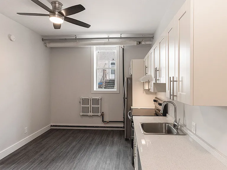 370 Stradbrook Ave #1 — Photo 24