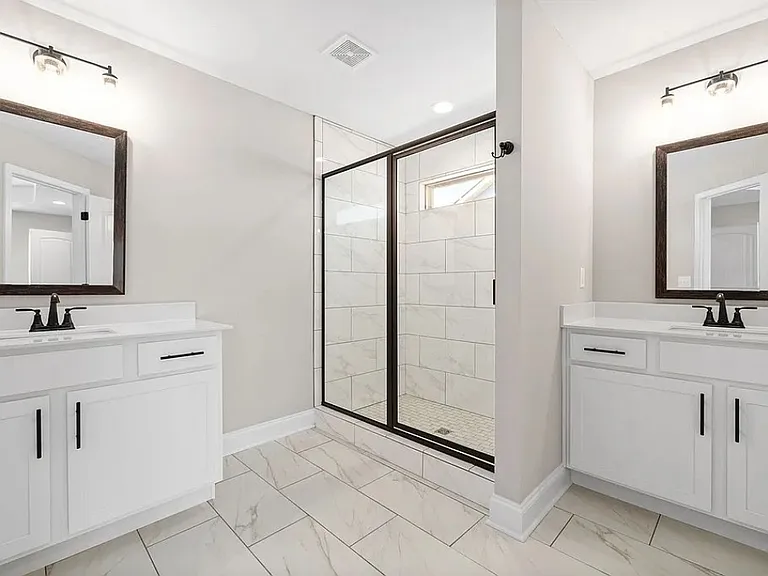 736 Banister Dr — Photo 4