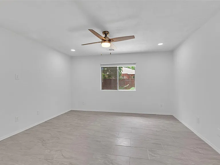 20820 Jumpers Delight Ln — Photo 12