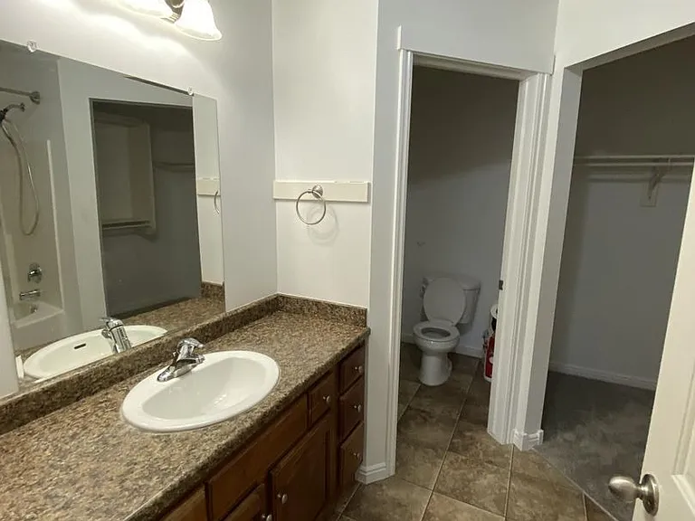 1512 N 540 W #103 — Photo 5
