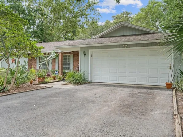 155 Woodcutter Ln, Palm Harbor, FL 34683