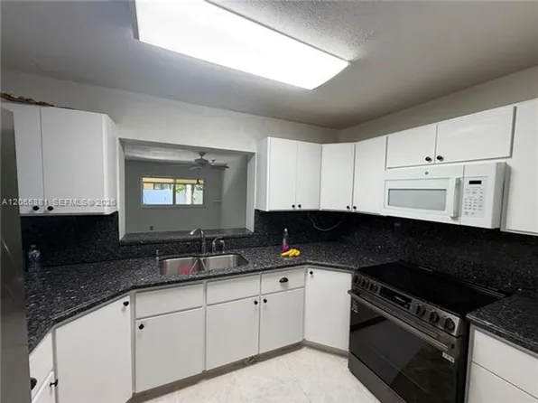 3613 SW 112th Pl #3613, Miami, FL 33165
