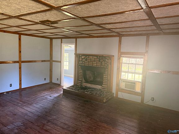 4th image of 13952 Robinson Ln