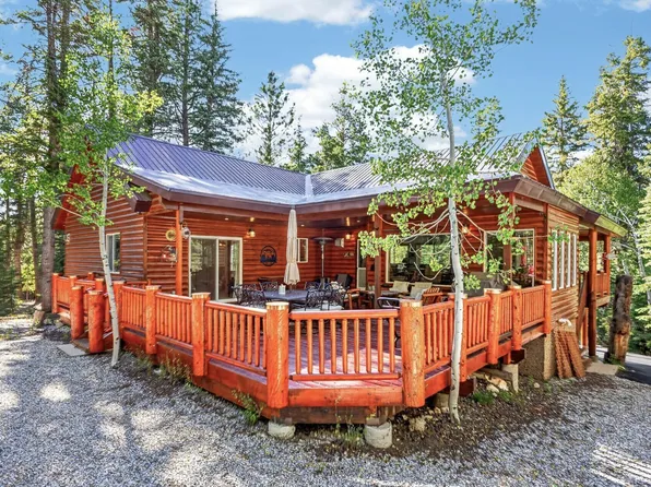 1920 E Strawberry Point Rd, Alton, UT 84710