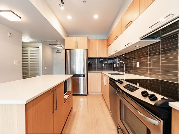 5th image of 10020 Dunoon Dr #413