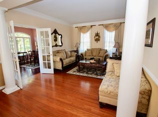 129 Country View Dr, Freehold, NJ 07728