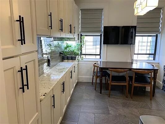 4th image of 2600 Kennedy Blvd APT 6E