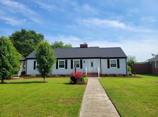 69 Church St, Windsor, VA 23487