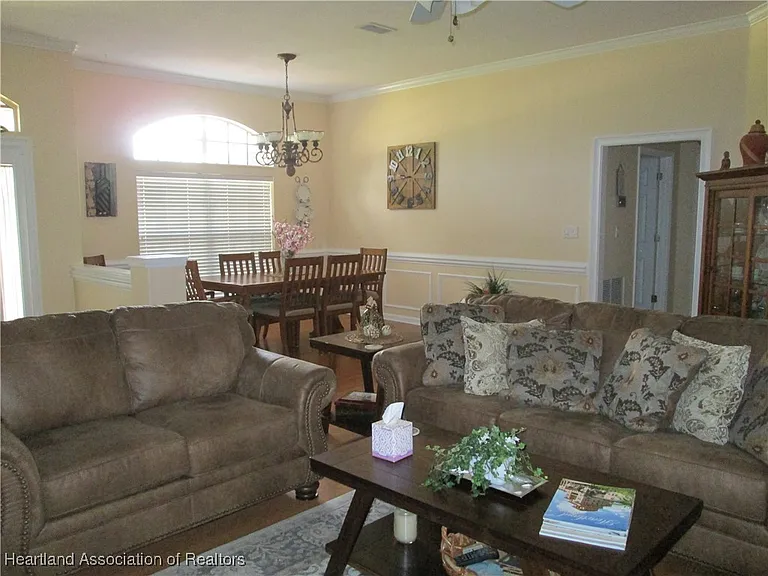 263 Bimini St NE — Photo 7