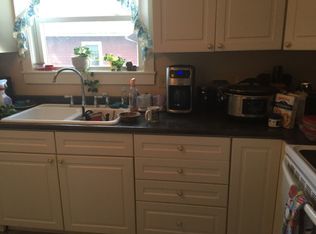 31 Riddle St, Manchester, NH 03102