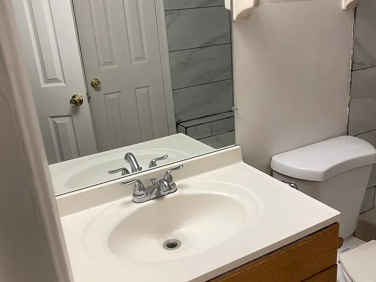 3500 Irvington Ct — Photo 3