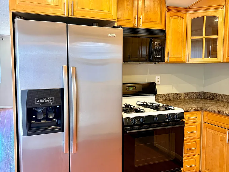 17041 Roscoe Blvd #3 — Photo 10