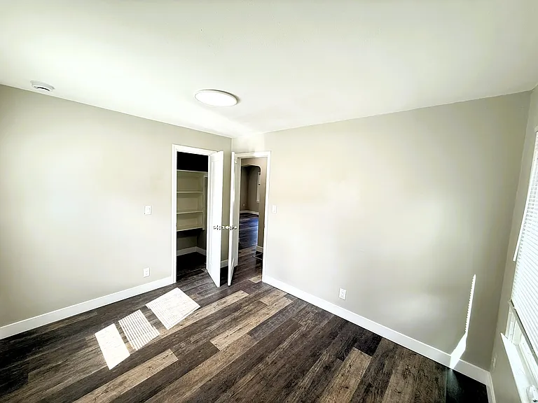 14402 Washington Ave SW #1 — Photo 10