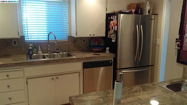 907 Lido Cir photo 1