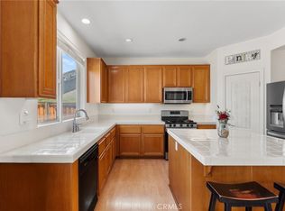 3050 Sand Pine Trl, Hemet, CA 92545