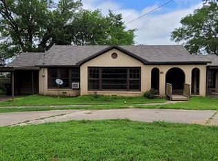 401 E Pine St, Edgewood, TX 75117
