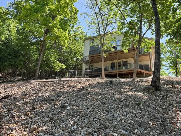 177 Ridgewood Dr, Lake Ozark, MO 65049
