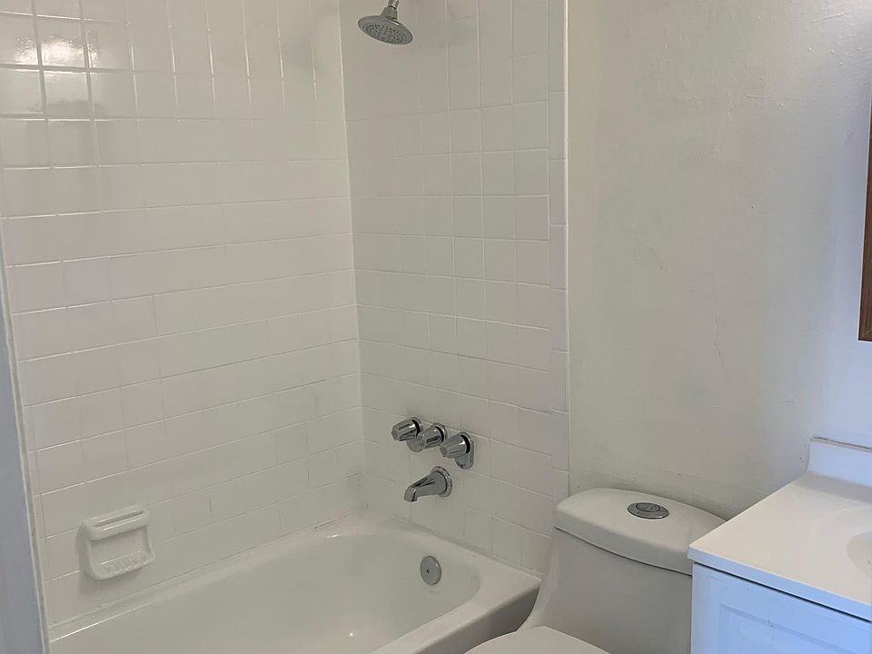 1st image of 111 Woodley Ave #111