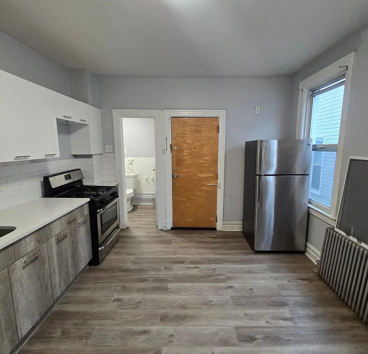 2 bed, $1,900 — Photo 2