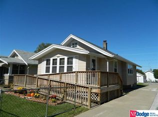 3918 R St, Omaha, NE 68107