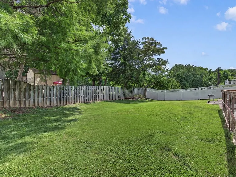 2335 Hempline Ct — Photo 47