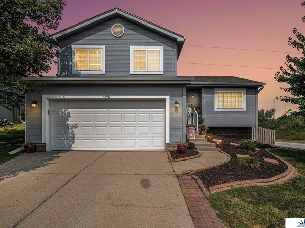 7506 Howell St, Omaha, NE 68122