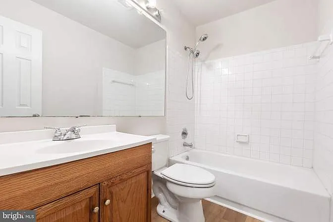 10705 Greta Lynn Ct #2 — Photo 4