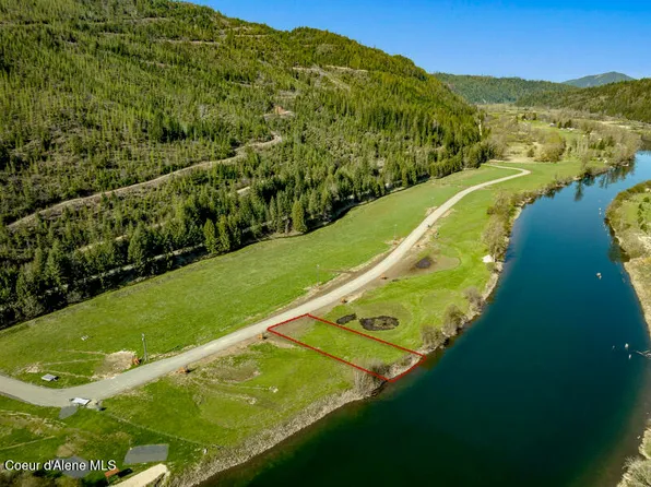 21 Horn Hooked Ln, Saint Maries, ID 83861