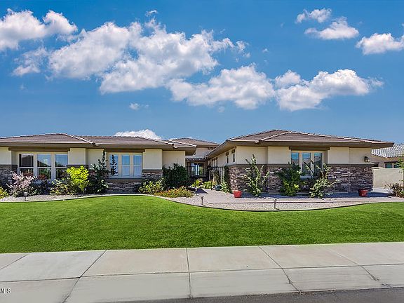 3rd image of 3095 E Blackhawk Dr