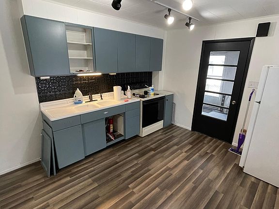 3rd image of 136 W Main St #2