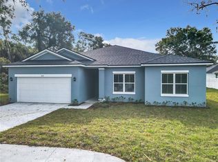 104 Taylor Rd E, Deland, FL 32724