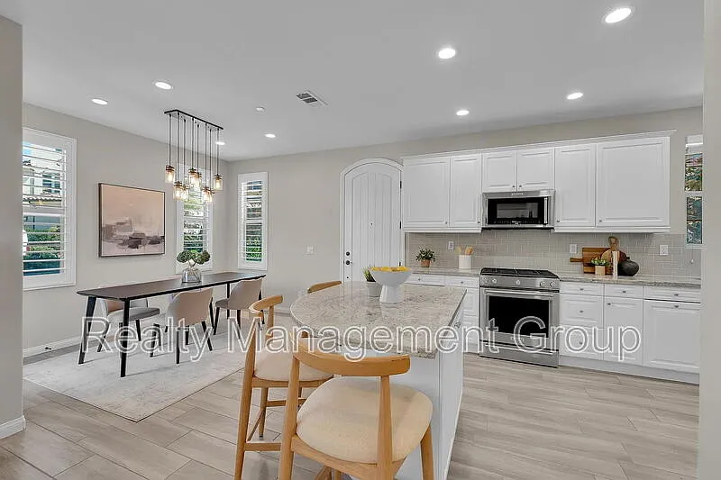 Building Photo - 16316 Veridian Cir