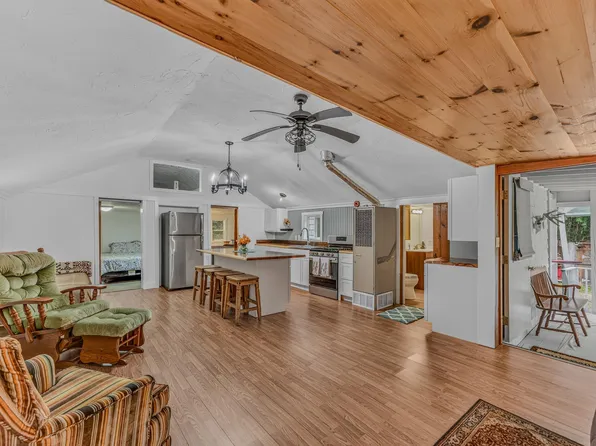 848 Faraway Road, Dalton, NH 03598