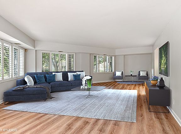 4th image of 601 Mulberry Pl APT 1E