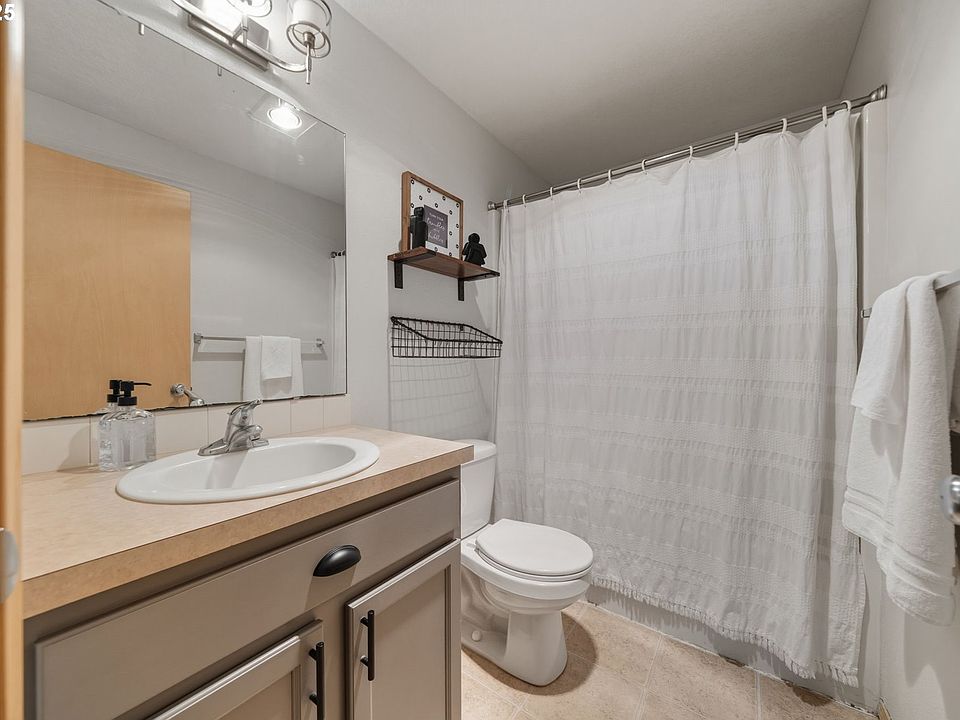 2nd image of 1106 W 30th St
